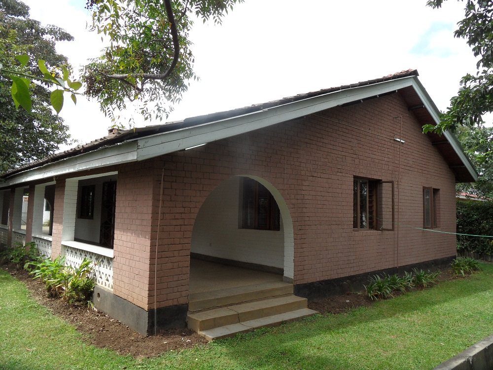 Stylish 4 Bedroom House Stylish 4 Bedroom House