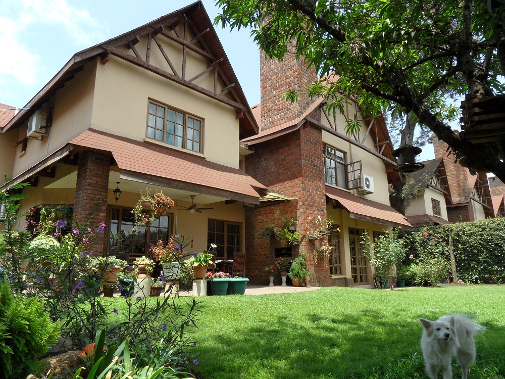 4 Bedroom Town Houses in Gated Community Olorien 4 Bedroom Town Houses in Gated Community Olorien