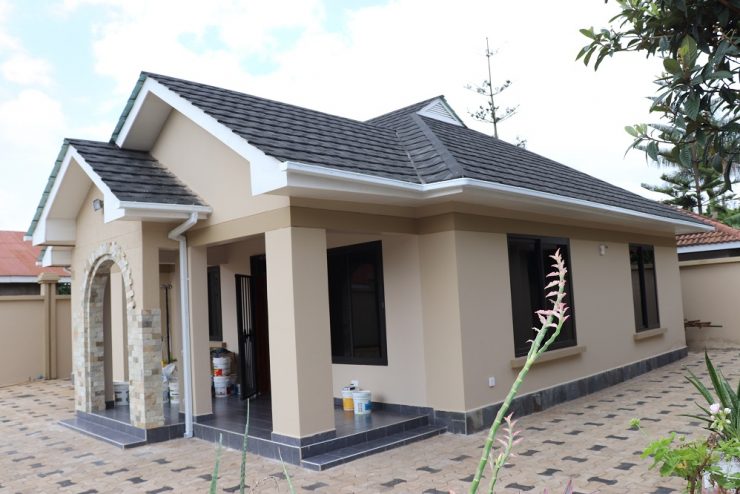 3 Bedroom House  1km from Njiro Complex.