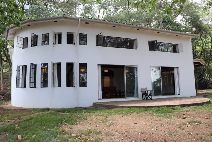 Charming 2-Bedroom Hilltop Home near Arusha – Moshi highway