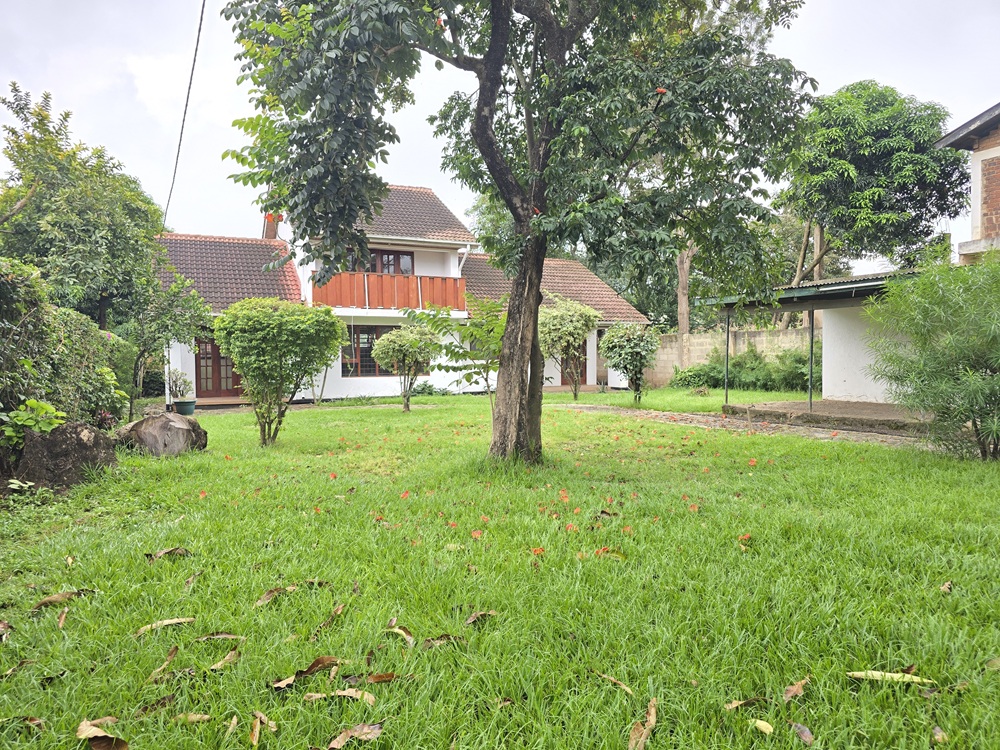 3-Bedroom House For Sale at Njiro Block A 3-Bedroom House For Sale at Njiro Block A