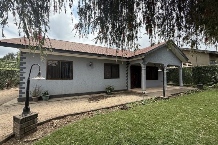 3-Bedroom Fully Furnished House at Ngaramtoni