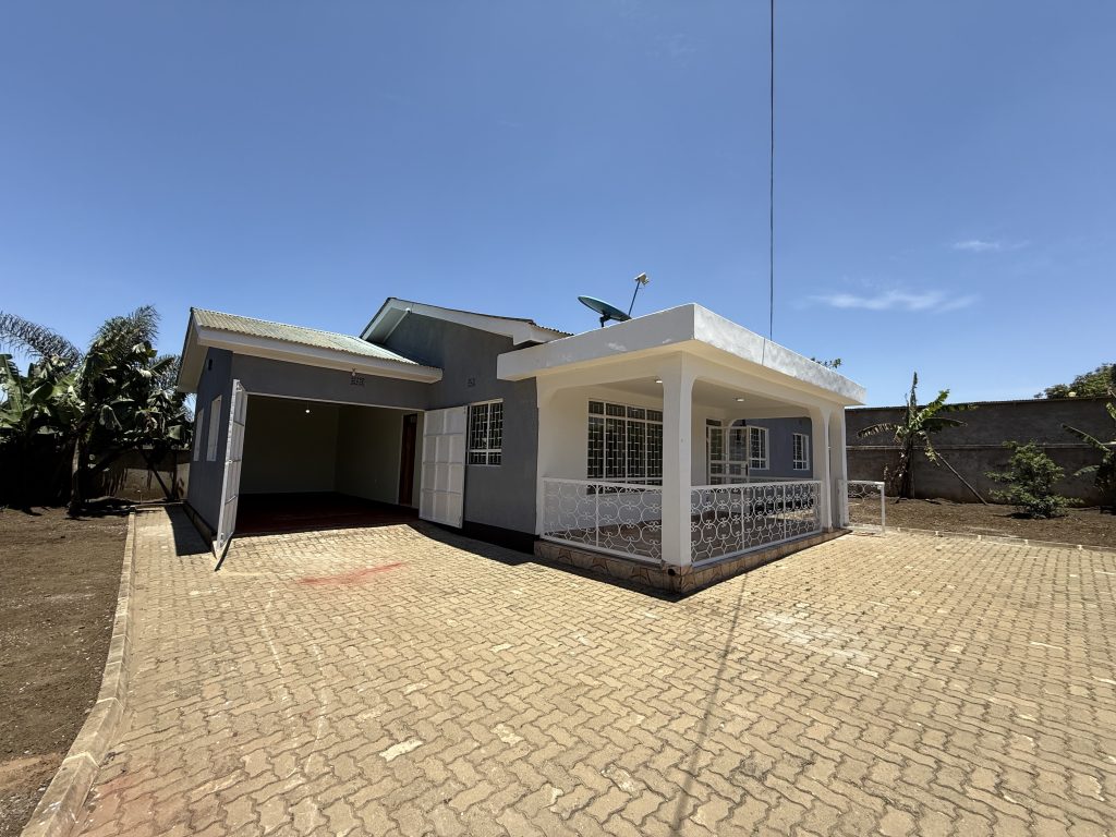 3-Bedroom House for rent in Sakina. 3-Bedroom House for rent in Sakina.